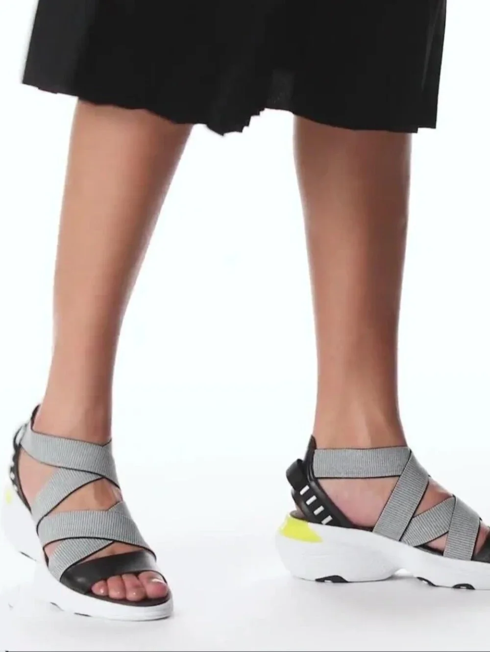 Sorel (Size 8.5) Gray & Black Crisscross Strap Platform Open Toe Sneaker Sandals